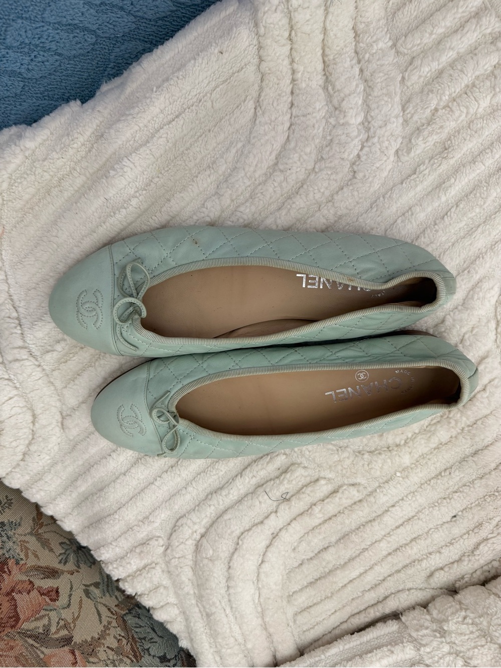 CHANEL Mint Green Quilted Leather Ballet Flats with CC Cap Toe - Picture 2 of 10